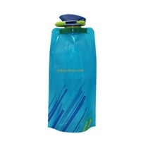 Outdoor sport easy-taking plastic folding water bottle with carabiner, collapsible water bottle with carabiner clip (500 ML) BPA Free